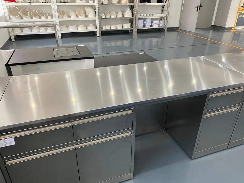 不銹鋼中央臺(tái)